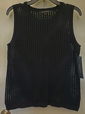 Cynthia Steffe Black Sleeveless Sweater